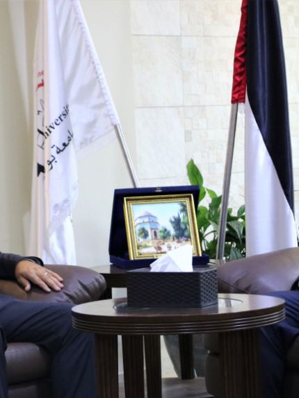 Palestine Polytechnic University (PPU) - جامعة بوليتكنك فلسطين وغرفة تجارة وصناعة جنوب الخليل توقعّان اتفاقية تعاون مُشتركة