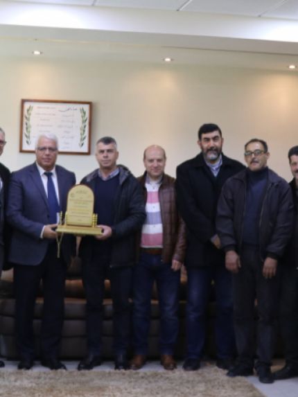 Palestine Polytechnic University (PPU) - تجمع "شغل الخليل" يكرّم جامعة بوليتكنك فلسطين