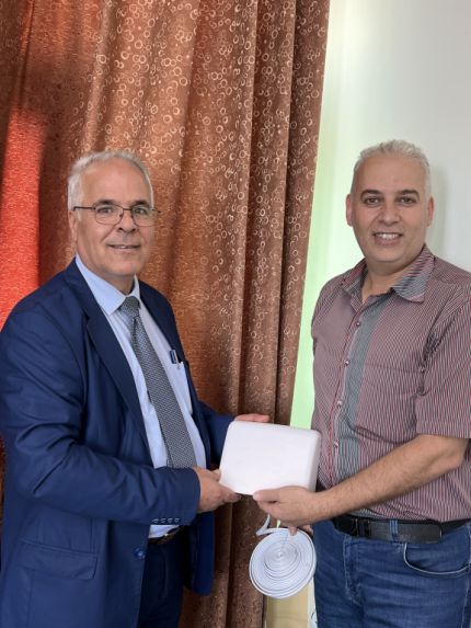 Palestine Polytechnic University (PPU) - جامعة بوليتكنك فلسطين تستكمل تركيب جهاز مراقب جودة الهواء (IQAir AirVisual Pro) بالتعاون مع سلطة البيئة
