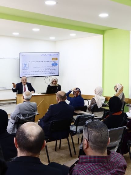 Palestine Polytechnic University (PPU) - برنامج ماجستير العلوم الادارية يستضيف وزير الاتصالات وتكنولوجيا المعلومات ضمن  مساق "ادارة الاعمال الرقمية"