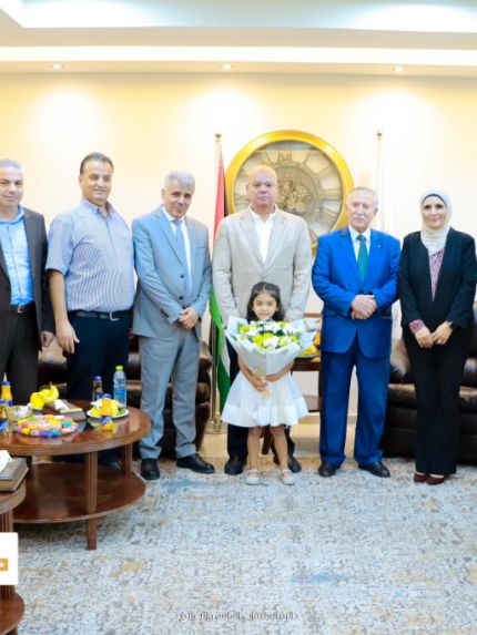 Palestine Polytechnic University (PPU) - جامعة بوليتكنك فلسطين تستقبل رئيس اتحاد الصناعات الفلسطينية في اجتماع مجلس إدارة مركز الحجر والرخام