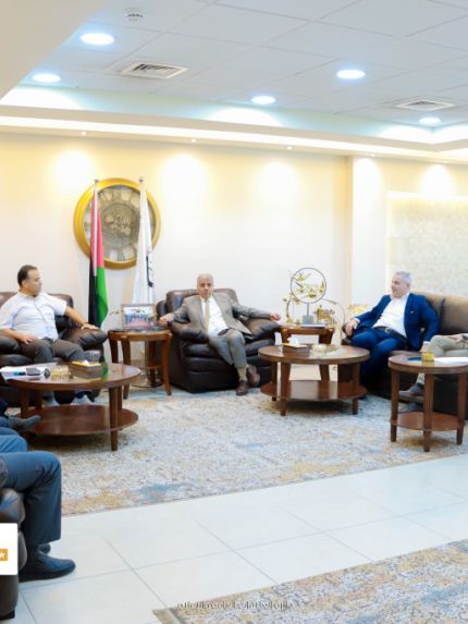 Palestine Polytechnic University (PPU) - مركز فحوصات الحجر والمواد الإنشائية في جامعة بوليتكنك فلسطين يعقد اجتماعه الدوري لمجلس إدارة المركز