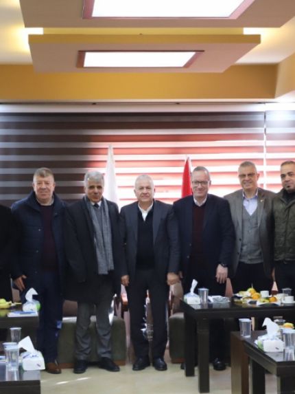 Palestine Polytechnic University (PPU) - جامعة بوليتكنك فلسطين تنظم زيارة لملتقى رجال الأعمال الفلسطينيين - الخليل