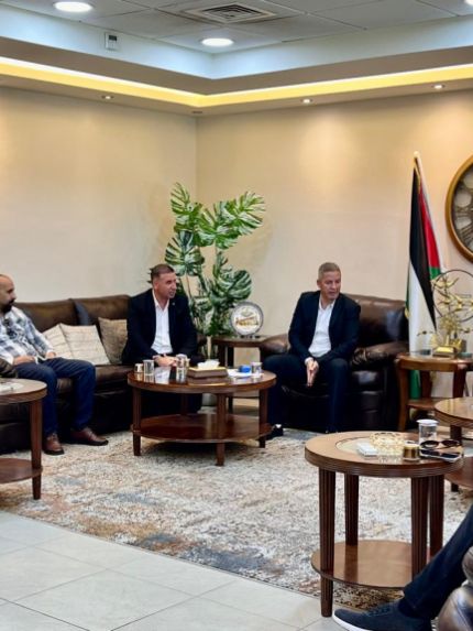 Palestine Polytechnic University (PPU) - كلية الدراسات الثنائية- جامعة بوليتكنك فلسطين وشركة مدى توقعان مذكرة تفاهم 