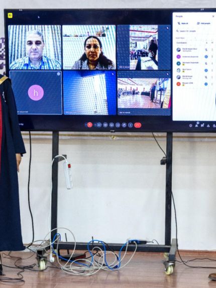 Palestine Polytechnic University (PPU) - برنامج ماجستير الوسائط المتعددة- يناقش رسالة ماجستير للباحثة مي النتشة مع توصيه علميه لنشرها في كتاب  