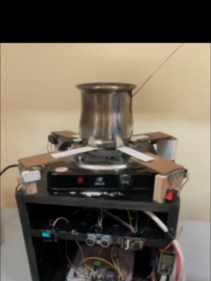 Palestine Polytechnic University (PPU) - تأهل مشروع “Touch and Tap Cooking System” من كلية تكنولوجيا المعلومات بجامعة بوليتكنك فلسطين إلى المرحلة الثانية من مسابقة المجلس الأعلى للإبداع والتميز