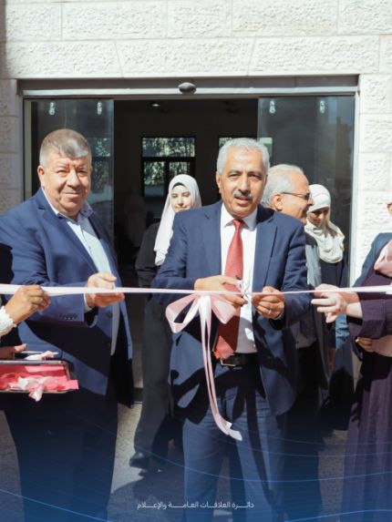Palestine Polytechnic University (PPU) - كلية التمريض تنظّم فعالية أكتوبر الوردي للتوعية بسرطان الثدي