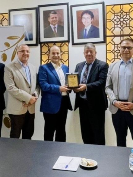 Palestine Polytechnic University (PPU) - جامعة بوليتكنك فلسطين تزور ملتقى رجال الأعمال الفلسطيني الأردني لمناقشة تجربة التعليم الثنائي وتعزيز الشراكات التدريبية الثنائية