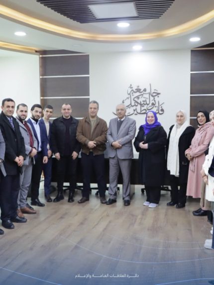 Palestine Polytechnic University (PPU) - رئيس جامعة بوليتكنك فلسطين يكرّم كلية التمريض تقديراً لإنجازاتهم الأكاديمية والمهنية