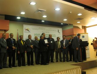 كلية الهندسة والتكنولوجيا