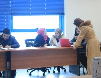 جامعة بوليتكنك فلسطين تعقد ورشات عمل أكاديمية تطويرية