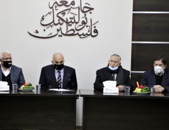جامعة بوليتكنك فلسطين تستضيف رجل الأعمال الفلسطيني "مني…